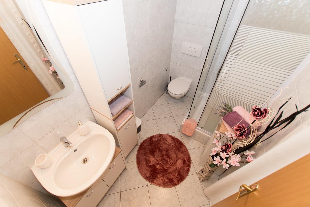 Seaview Apartment Slavica Brela Zewnętrze zdjęcie